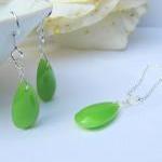 Jewelry Set. Apple Green Jade Necklace And..