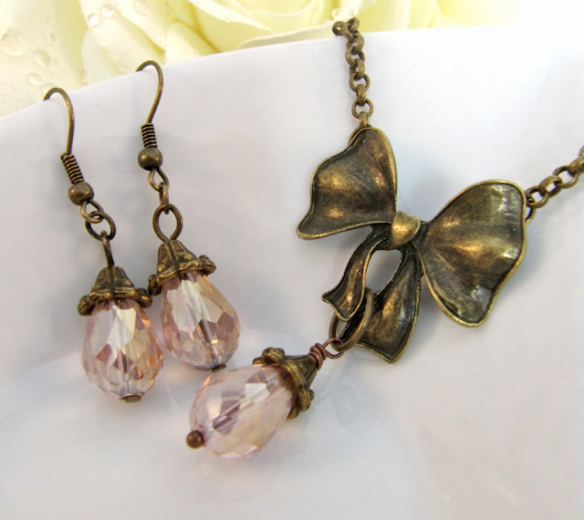 Romantic Jewelry Set, Pink Necklace And Matching Earrings, Vintage Style