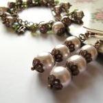 Brown Bracelet With Bows And Pearls And Brown..