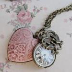 Vintage Look Charm Necklace